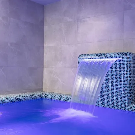 Premium & * בוקובל