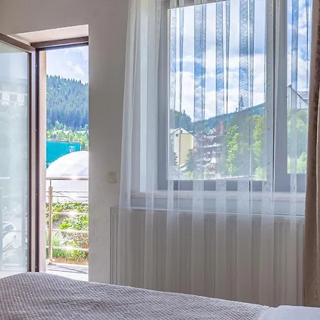 Hotel Premium &
