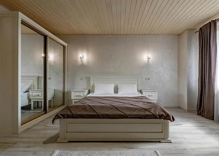 Otel Premium & Bukovel